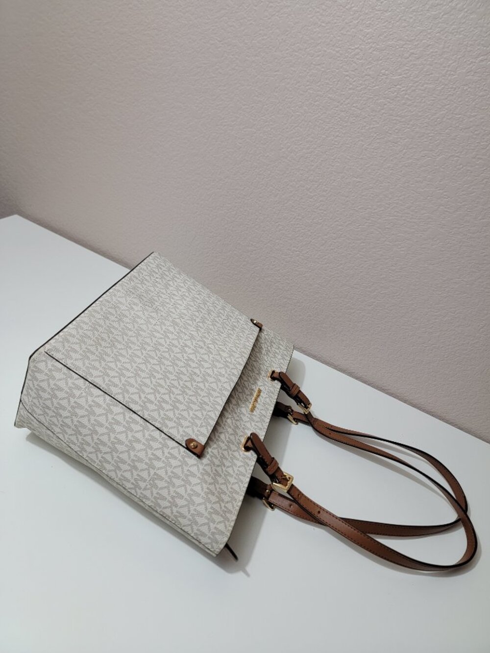 Michael Kors Jet Set Medium Logo Pocket Tote Vanilla MK Signature 35F3GTVT3B - Picture 7 of 15